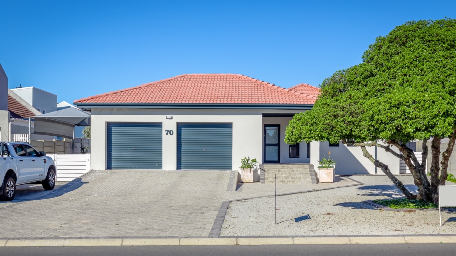 3 Bedroom Property for Sale in Port Owen Western Cape